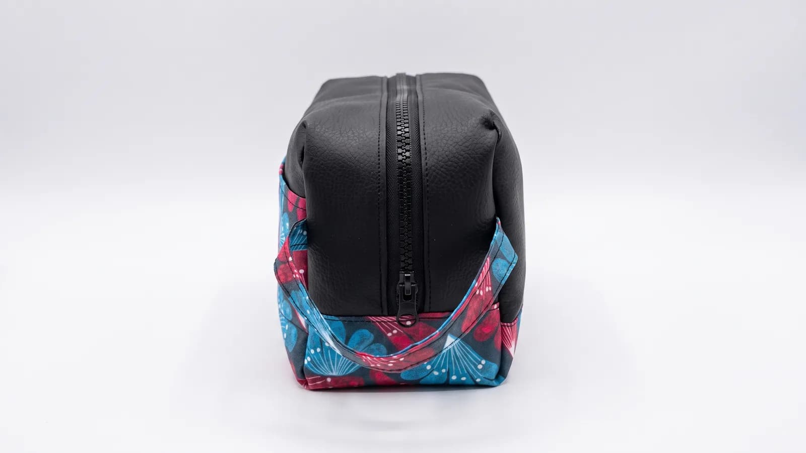 Trousse de toilette artisanale — vue 3