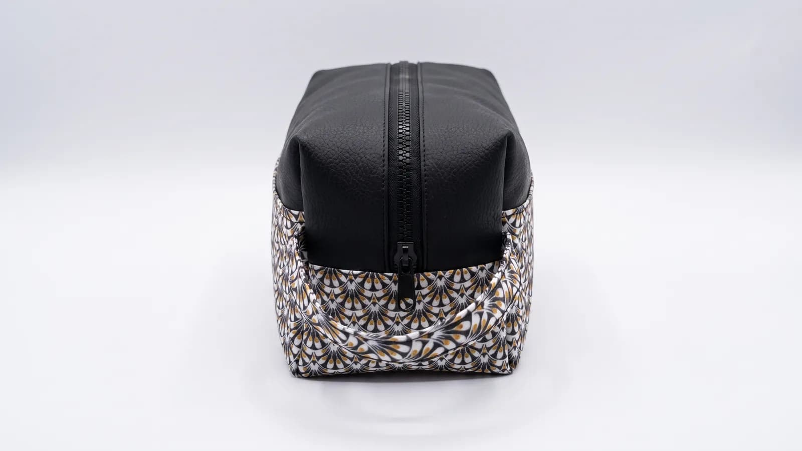 Trousse de toilette artisanale — vue 3