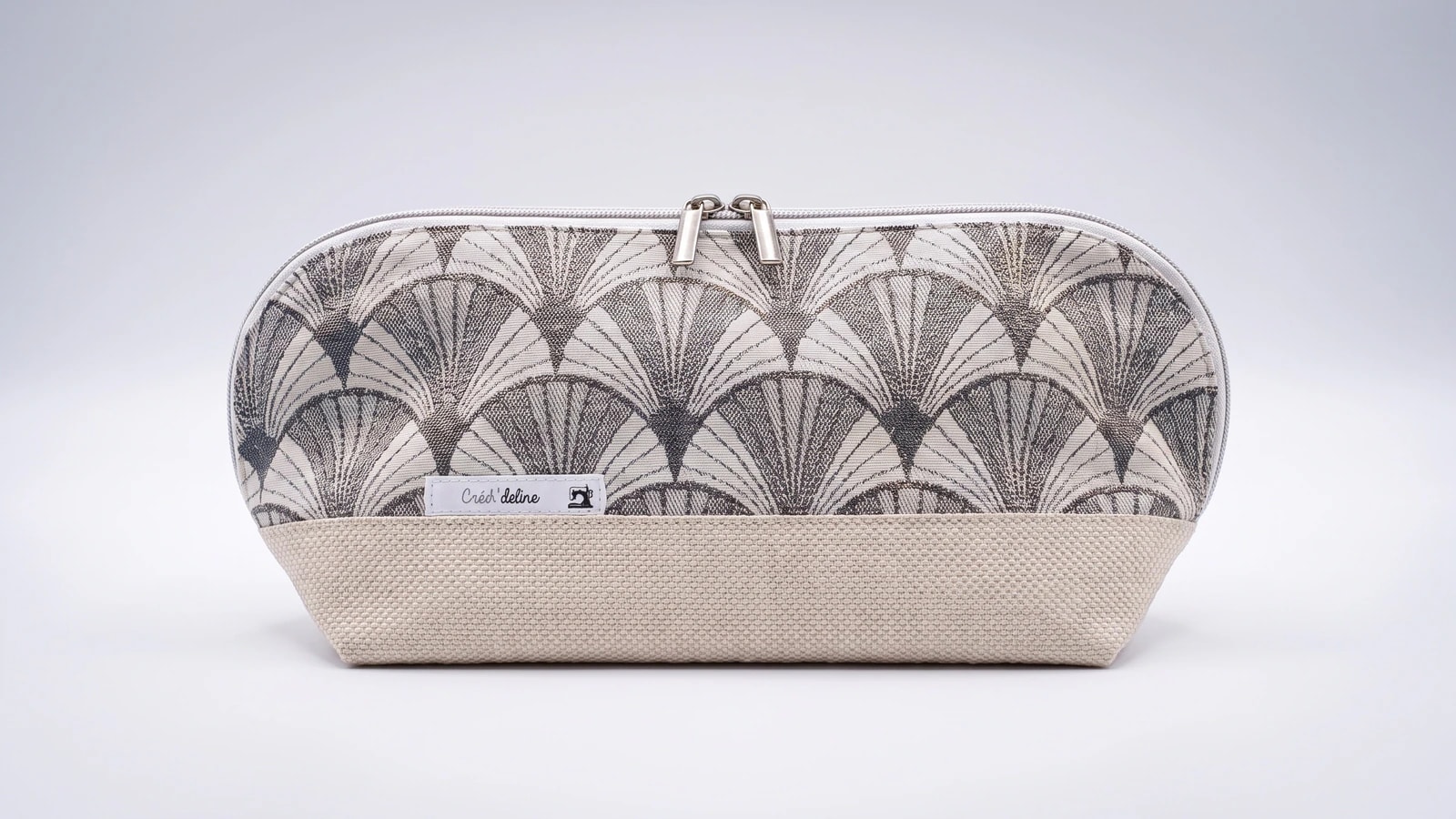 Trousse de toilette demi-lune