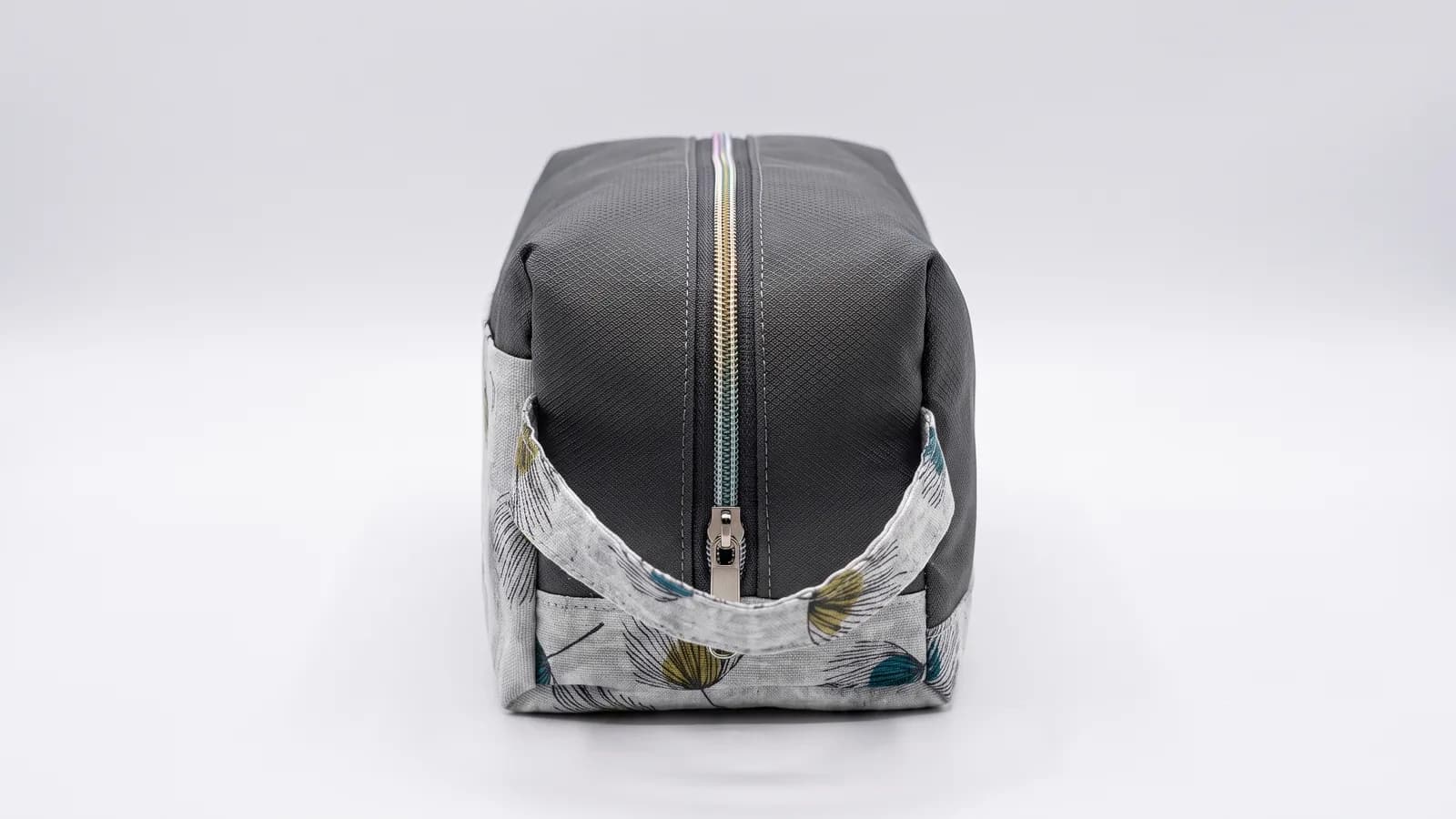 Trousse de toilette artisanale — vue 3